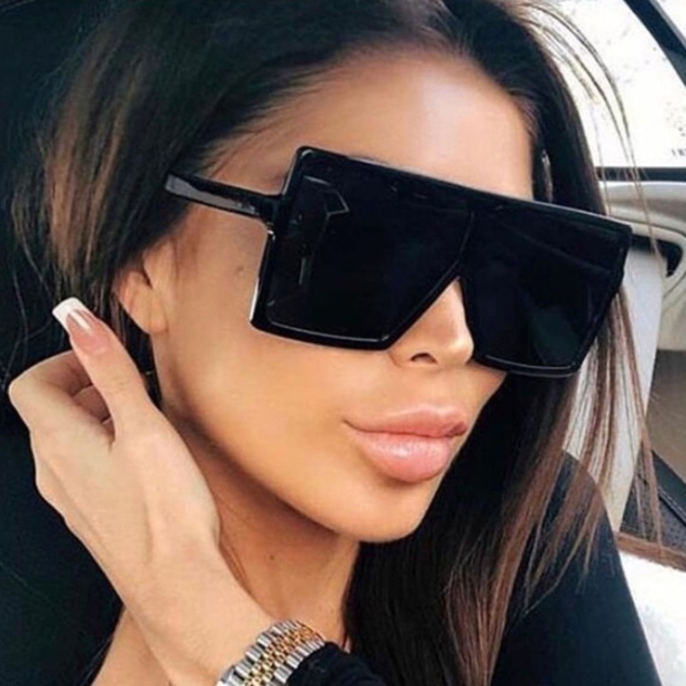 The Lauren Sunnies Oversized flattop Sunglasses - Boutique NEW